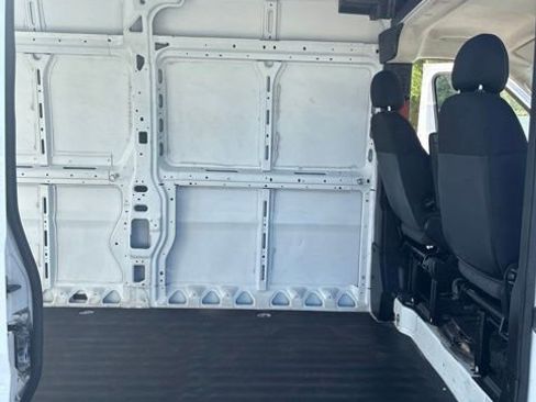 Used 2023 RAM ProMaster 3500 w/ Driver Convenience Group FWD image 19