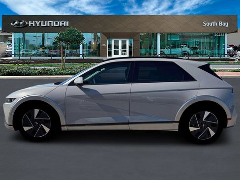 New 2026 Hyundai Ioniq 5 Limited RWD image 3
