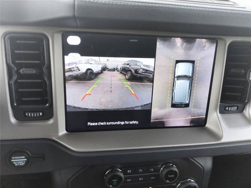 New 2026 Ford Bronco Outer Banks w/ Sasquatch Package AWD/4WD image 32