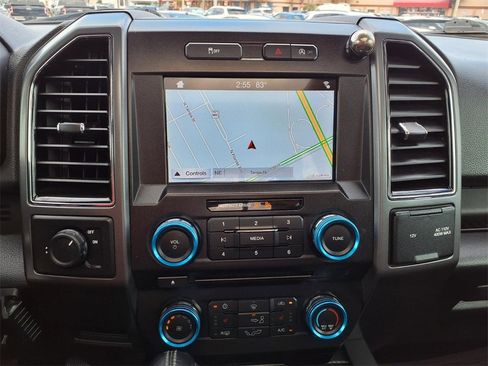 Used 2018 Ford F150 XLT w/ Equipment Group 302A Luxury image 31