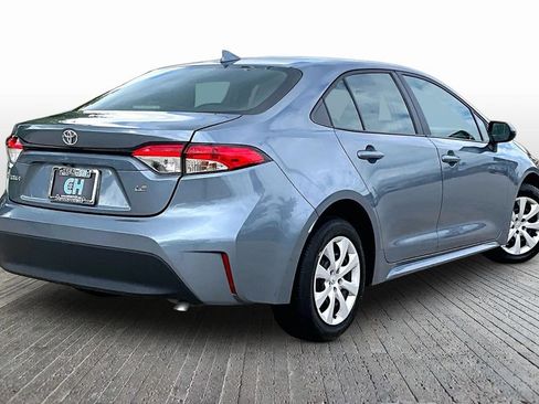 Used 2024 Toyota Corolla LE FWD image 9
