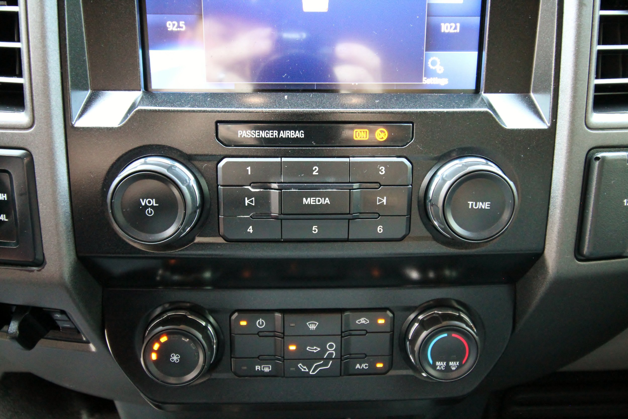 Used 2022 Ford F350 XL w/ STX Appearance Package AWD/4WD image 31