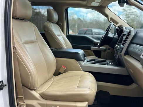 Used 2017 Ford F250 Lariat w/ Lariat Ultimate Package AWD/4WD image 15