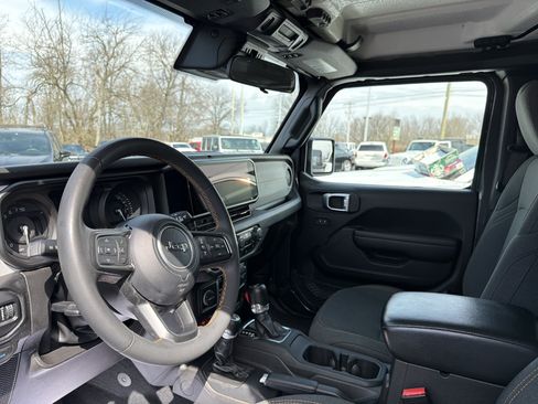 Used 2024 Jeep Wrangler Unlimited Willys 4xe AWD/4WD image 16