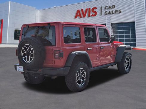 Used 2025 Jeep Wrangler Unlimited Rubicon image 6