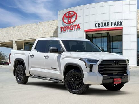 Used 2026 Toyota Tundra SR5 AWD/4WD image 1