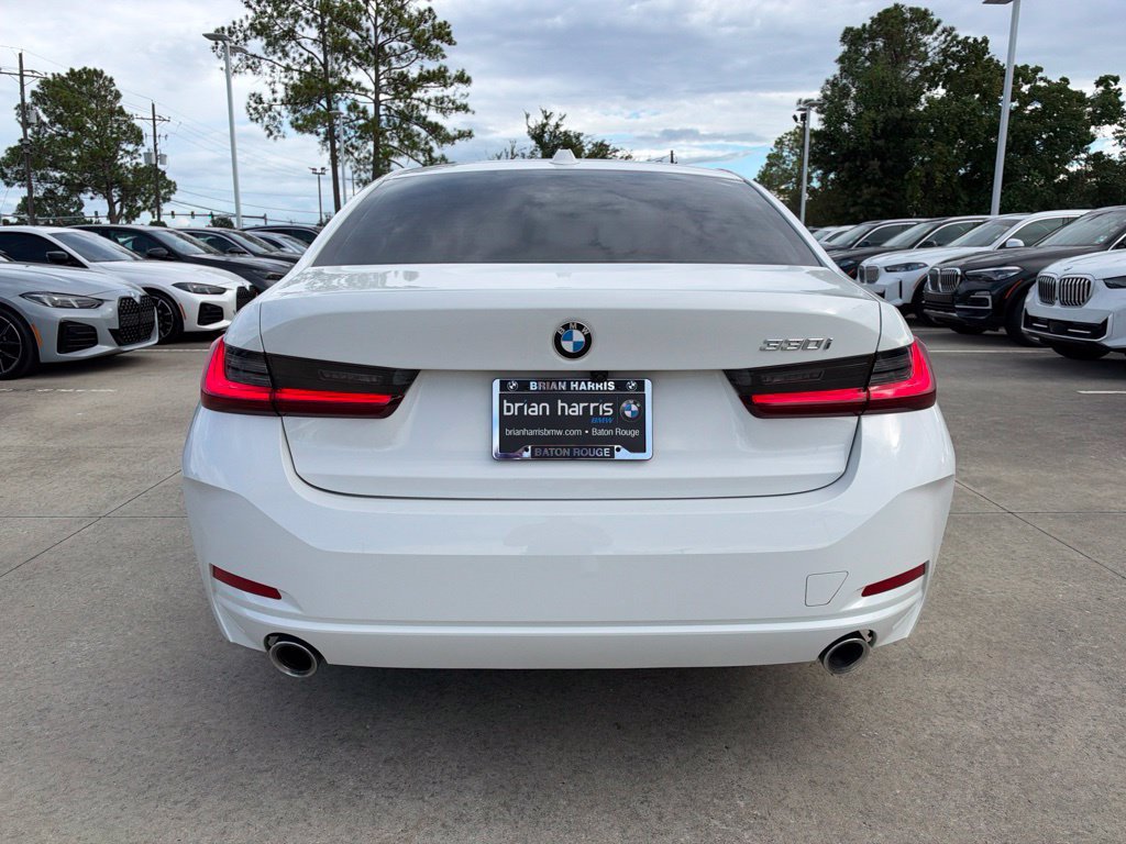 Certified 2023 BMW 330i Sedan RWD image 4