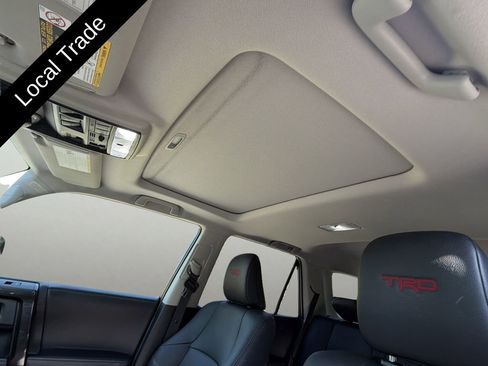 Used 2022 Toyota 4Runner TRD Off-Road Premium w/ Moonroof Package AWD/4WD image 29