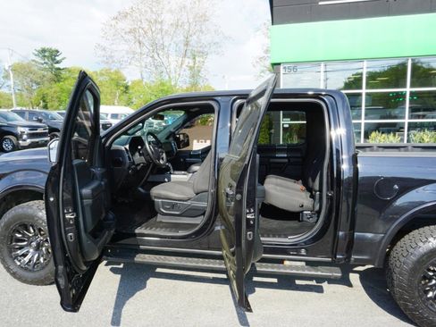 Used 2019 Ford F150 XLT w/ Equipment Group 302A Luxury AWD/4WD image 11