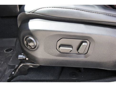 Used 2024 Jeep Wrangler Unlimited Rubicon AWD/4WD image 28