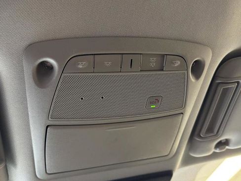 Used 2021 Nissan Armada SV image 22