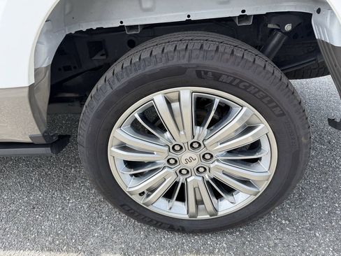 Used 2025 Ford F150 King Ranch AWD/4WD image 16