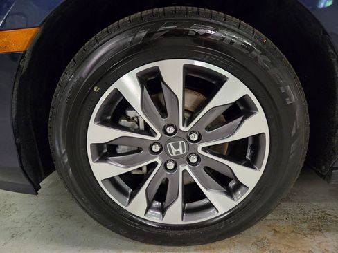 Used 2023 Honda Odyssey EX-L image 13