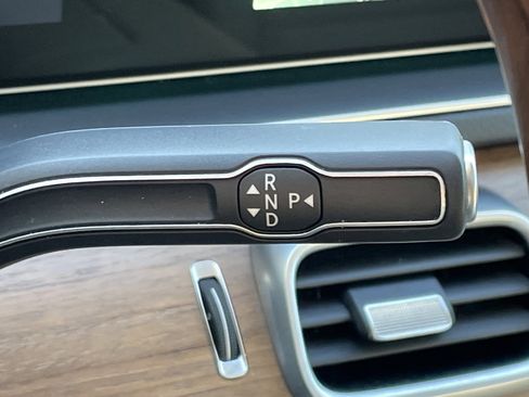 Certified 2023 Mercedes-Benz GLS 450 4MATIC image 31