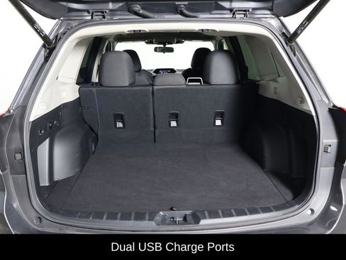 Used 2023 Subaru Forester Premium AWD/4WD image 18