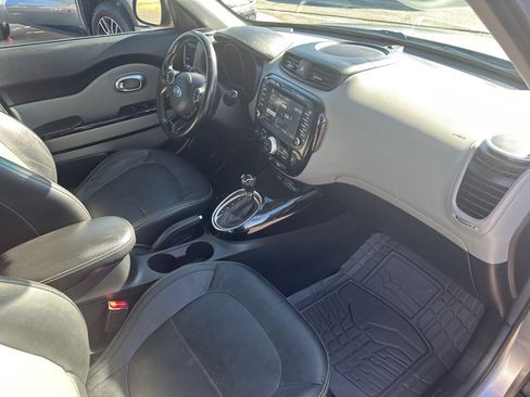 Used 2016 Kia Soul + w/ Primo Package image 32