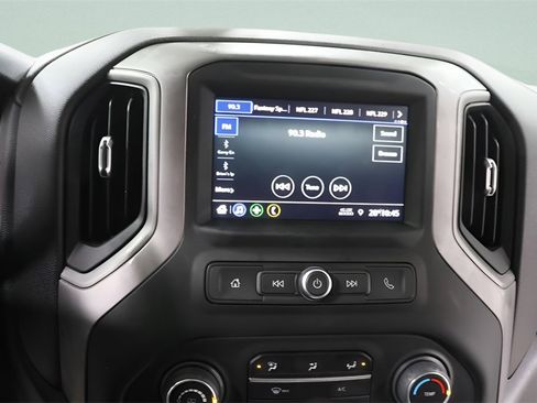 Used 2022 Chevrolet Silverado 2500 Custom image 10