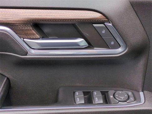 Certified 2024 Chevrolet Silverado 1500 RST image 23