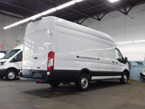 Used 2023 Ford Transit 250 148 High Roof Extended AWD w/ Load Area Protection Package image 5