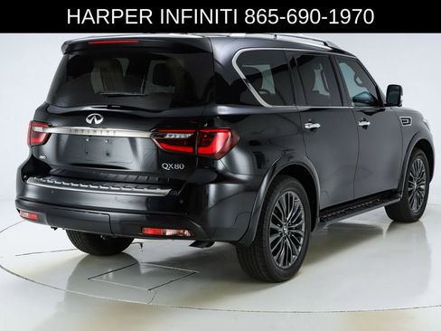 Used 2024 INFINITI QX80 Sensory image 10