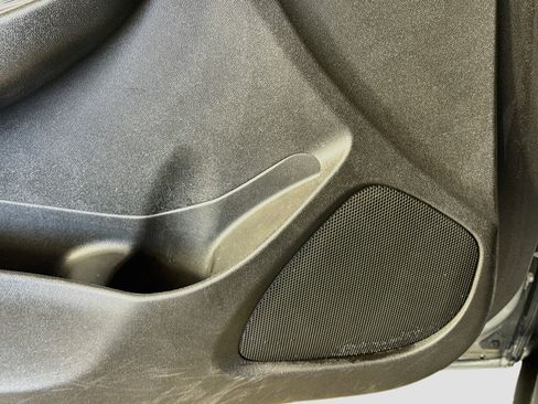 Used 2025 Chevrolet Malibu LS FWD image 21
