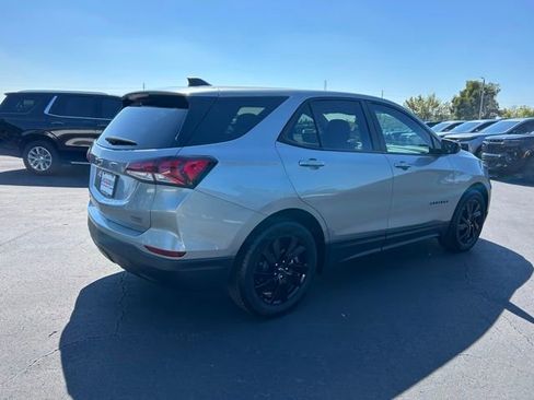 Used 2023 Chevrolet Equinox LS w/ LS Convenience Package image 6