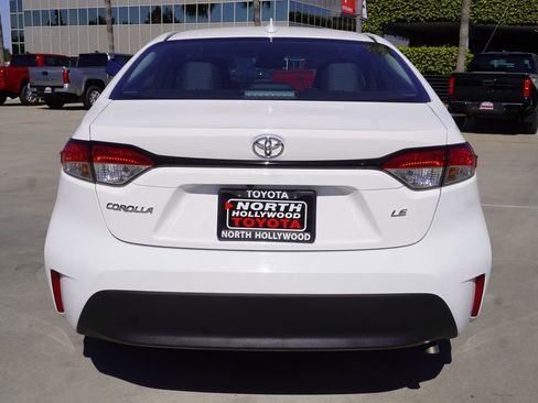 Certified 2025 Toyota Corolla LE image 6