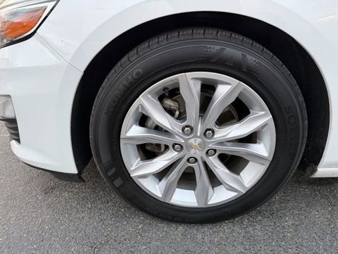 Used 2021 Chevrolet Malibu LT image 18