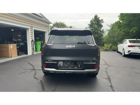 Used 2026 Kia EV9 GT-Line AWD/4WD image 4