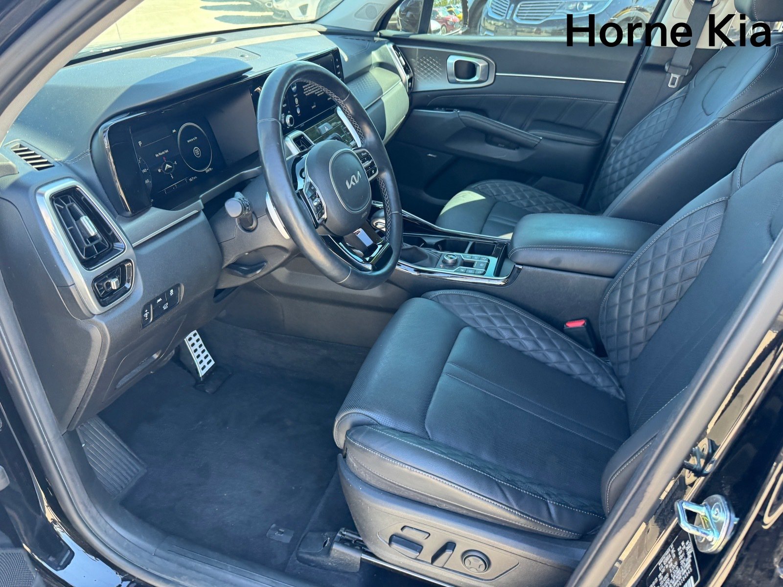 Certified 2023 Kia Sorento SX AWD/4WD image 9