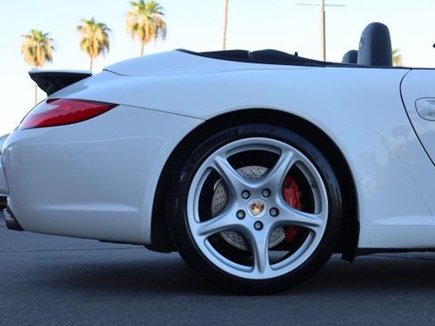 Used 2009 Porsche 911 Carrera S RWD image 53