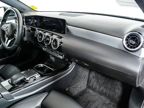 Used 2019 Mercedes-Benz A 220 A 220 image 23