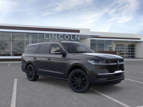 New 2026 Lincoln Navigator Reserve w/ Jet Appearance Package AWD/4WD image 44