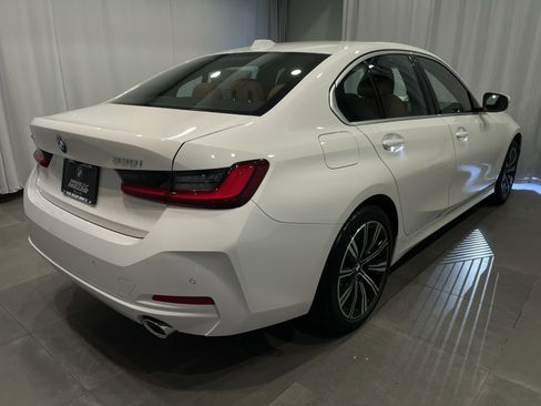 New 2026 BMW 330i xDrive Sedan w/ Convenience Package image 6