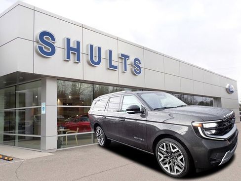 Certified 2025 Ford Expedition Max Platinum w/ Platinum Ultimate Package image 3