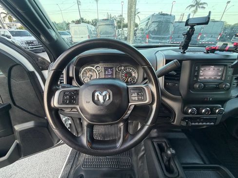 Used 2022 RAM 5500 4x4 Crew Cab w/ Chrome Appearance Group image 11