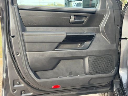 New 2026 Toyota Tundra Limited image 27