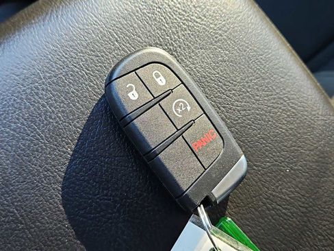 Used 2021 Jeep Wrangler Unlimited Sport image 32