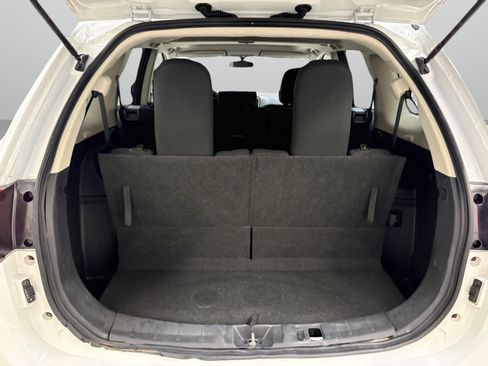 Used 2018 Mitsubishi Outlander SE image 9