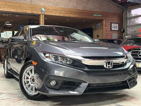 Used 2016 Honda Civic EX-T image 4