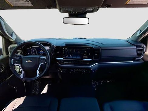 Used 2024 Chevrolet Silverado 2500 LTZ image 15