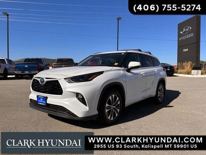 Used 2024 Toyota Highlander XLE