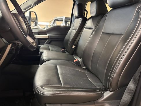Used 2021 Ford F350 Lariat w/ Lariat Ultimate Package AWD/4WD image 16