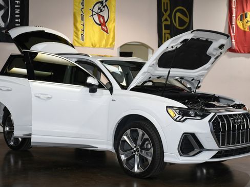 Used 2021 Audi Q3 2.0T Premium Plus w/ Premium Plus Package image 89