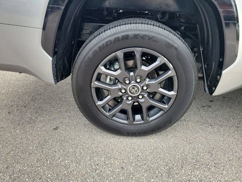Used 2023 Toyota Tundra Platinum RWD image 30