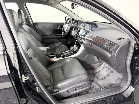 Used 2016 Honda Accord EX-L image 46
