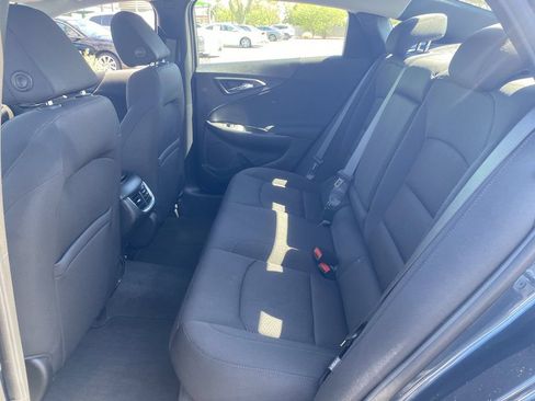 Used 2020 Chevrolet Malibu LT FWD image 15