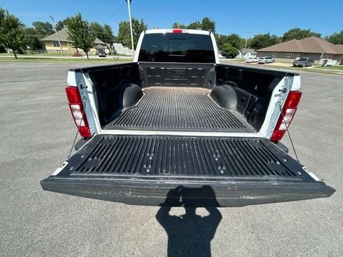 Used 2022 Ford F250 Lariat w/ Lariat Value Package AWD/4WD image 9
