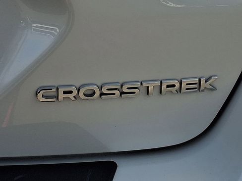 Used 2025 Subaru Crosstrek 2.0i Premium image 30