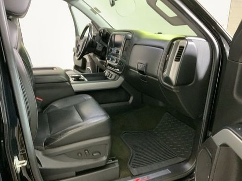 Used 2018 Chevrolet Silverado 1500 LTZ Z71 image 26